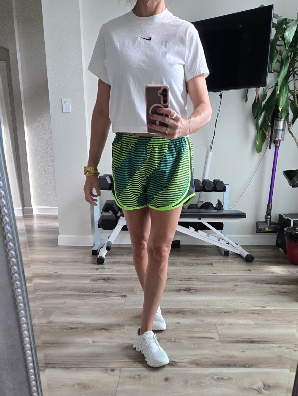 Nike Tempo Women's Mid-Rise 3" Brief-Lined Stripe Running Shorts - L